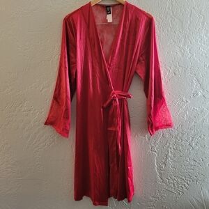 Victoria's Secret Red Lace Robe Size M/L NWT